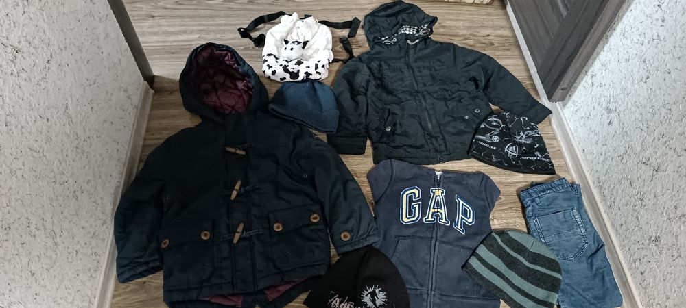 Рюкзачок, пакет одягу, взуття