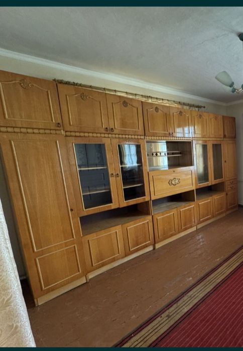 Комфортна стінка для вітальні