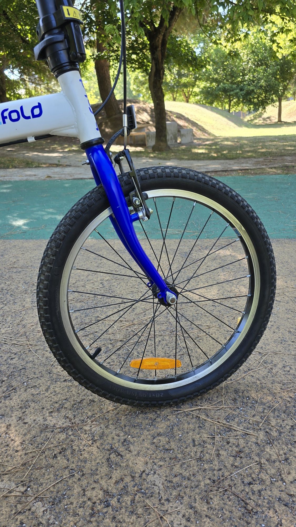 Bicicleta dobrável semi-nova