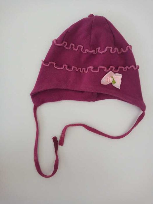 Czapka dla dziewczynki obwód główki od 40do 42 cm (G31)