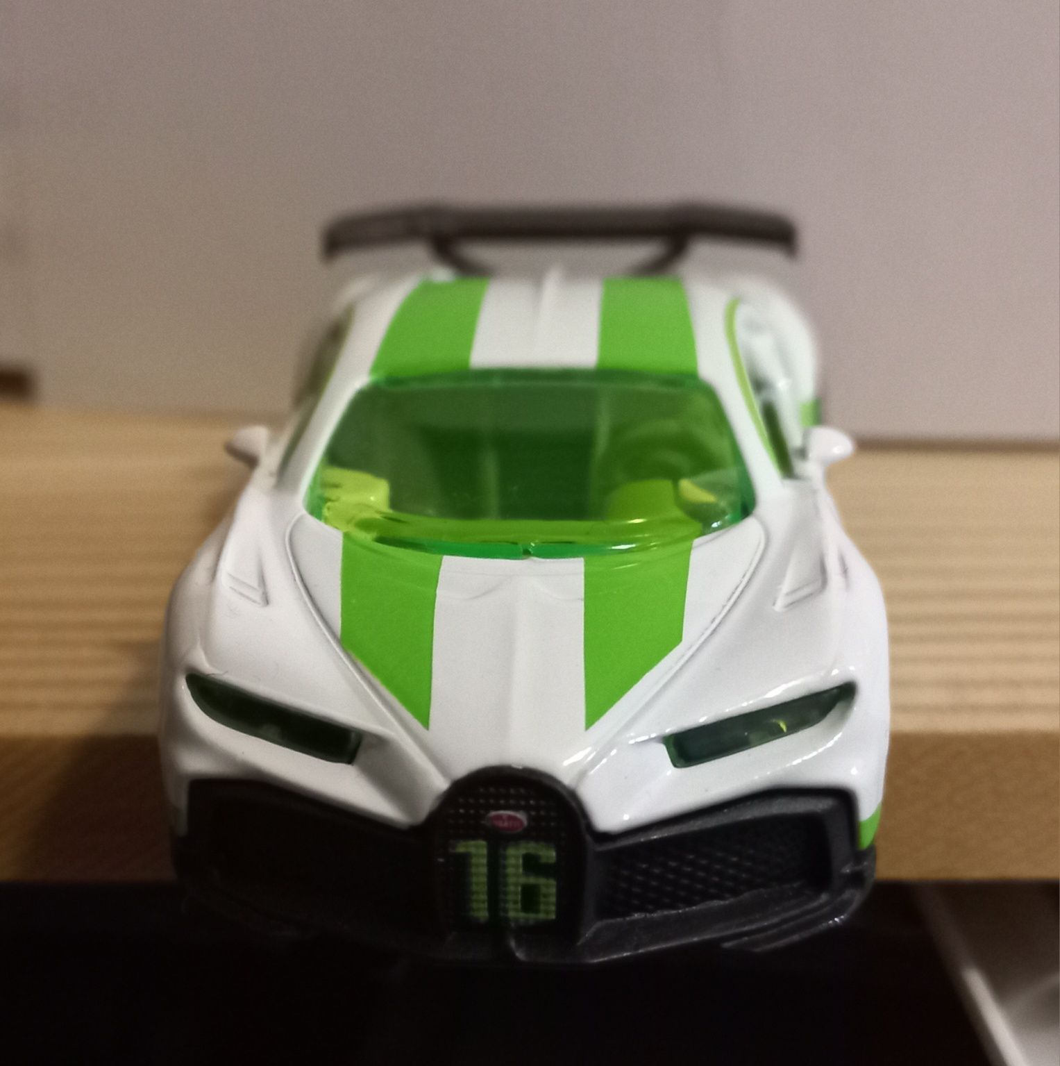 Vendo Majorette Exclusive bugatti camaro nissan