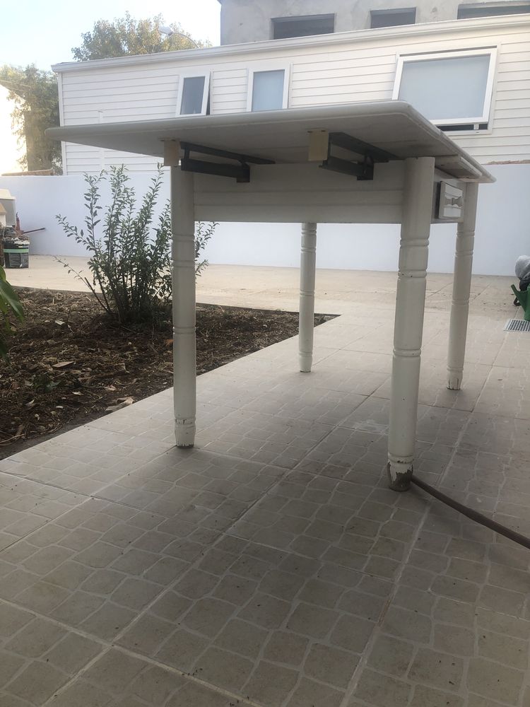 Mesa cozinha branca e extensivel