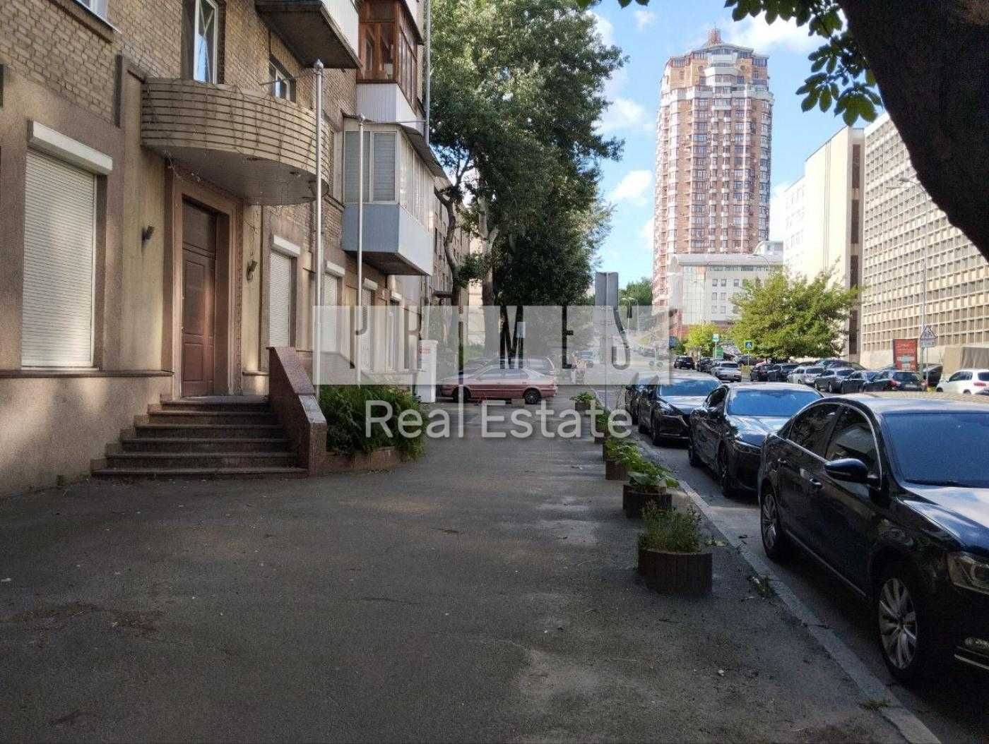 Продаж фасадного приміщення, вул. Кловський узвіз, 10, Печерськ