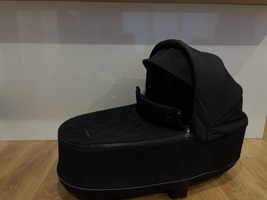 Cybex Priam 2.0 Lux Gondola Deep Black