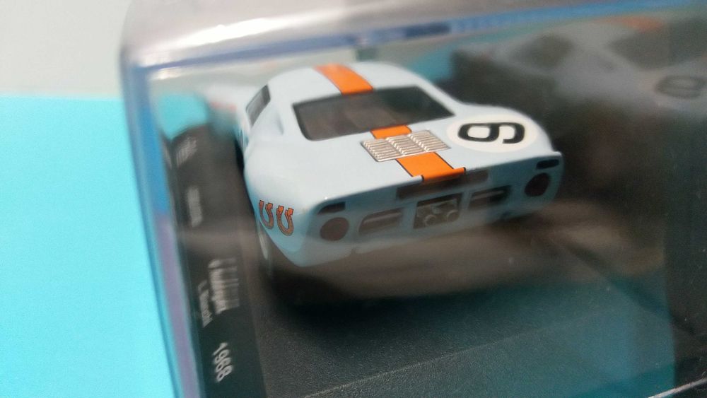 Ford GT40 #9: Vencedor 24h Le Mans 1968 - Miniatura IXO escala 1/43