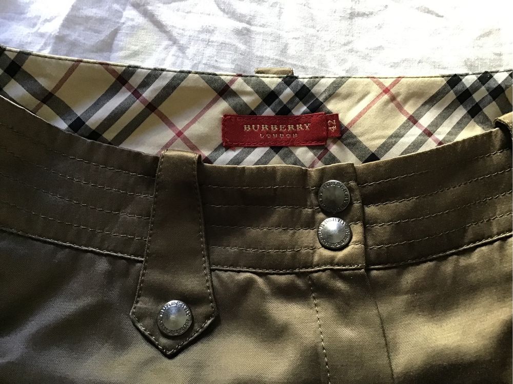 Saia Burberry original T 42. Nova sem etiqueta.  Negociavel. Portes  CTT incluídos.