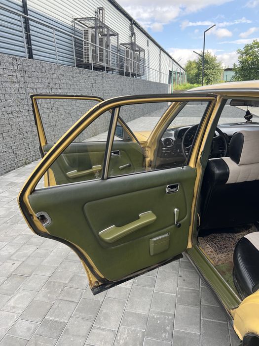 Мерседес     123