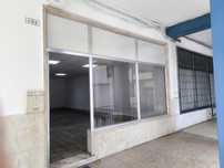 Loja 50M2 Frente á estaçao Rio de Mouro