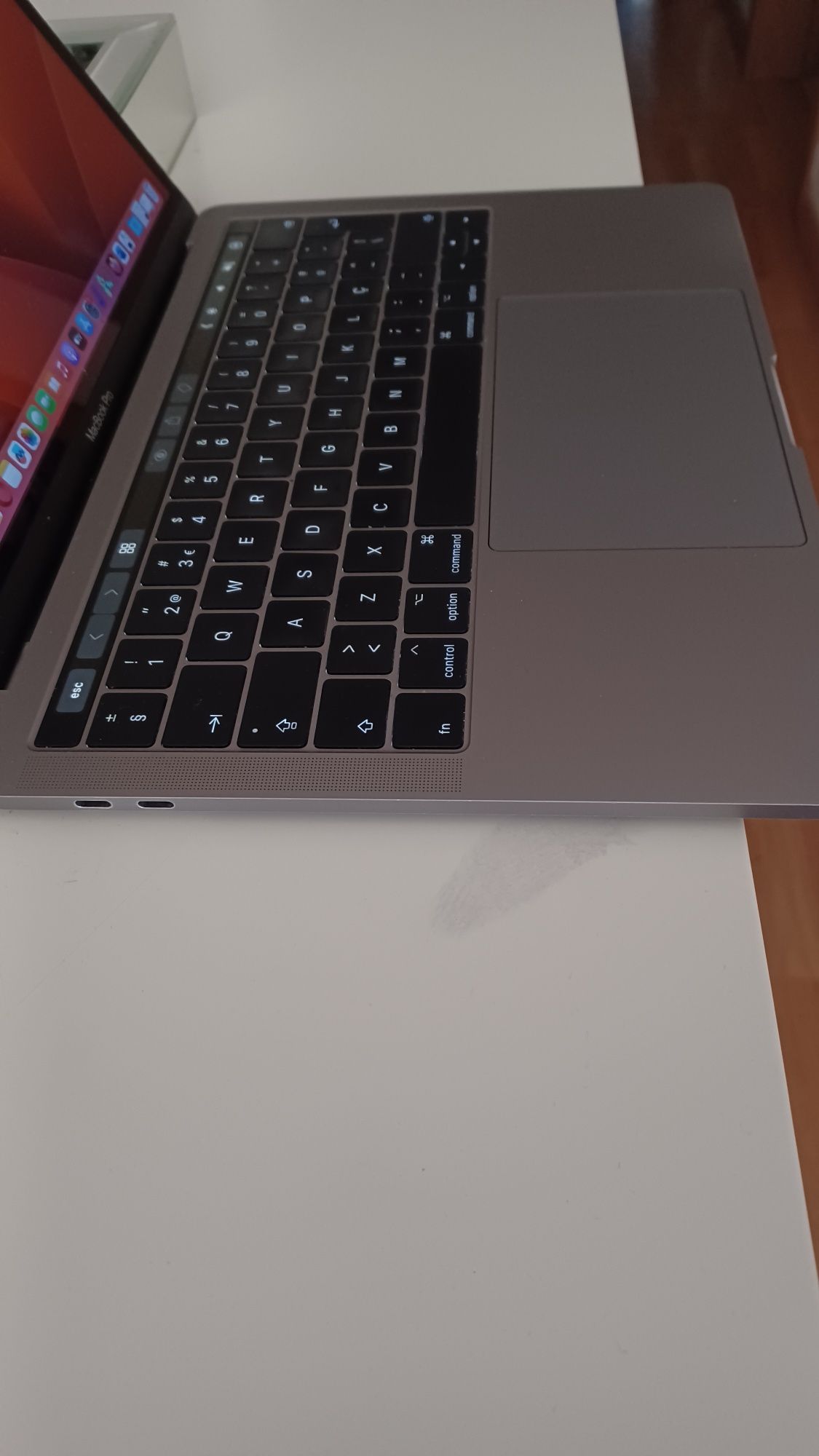 Macbook pro 2021 com touch bar l  13 inch  l  512GB  l