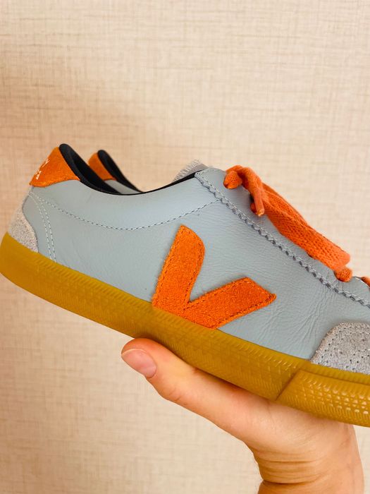 Sapatilhas Veja pouco usadas