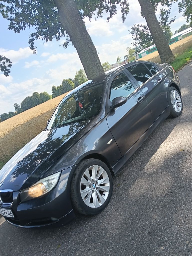 BMW 3 E90 2.0 Benzyna