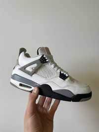 Чоловічі кросівки jordan 4 унісекс nike air кроссовки