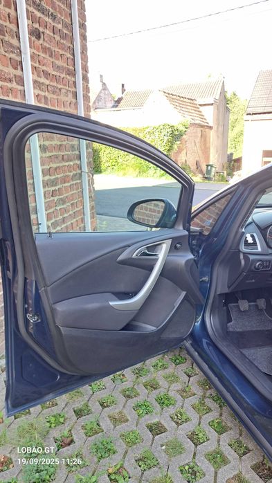 ASTRA J HATCH 1.7 BÉLGICA