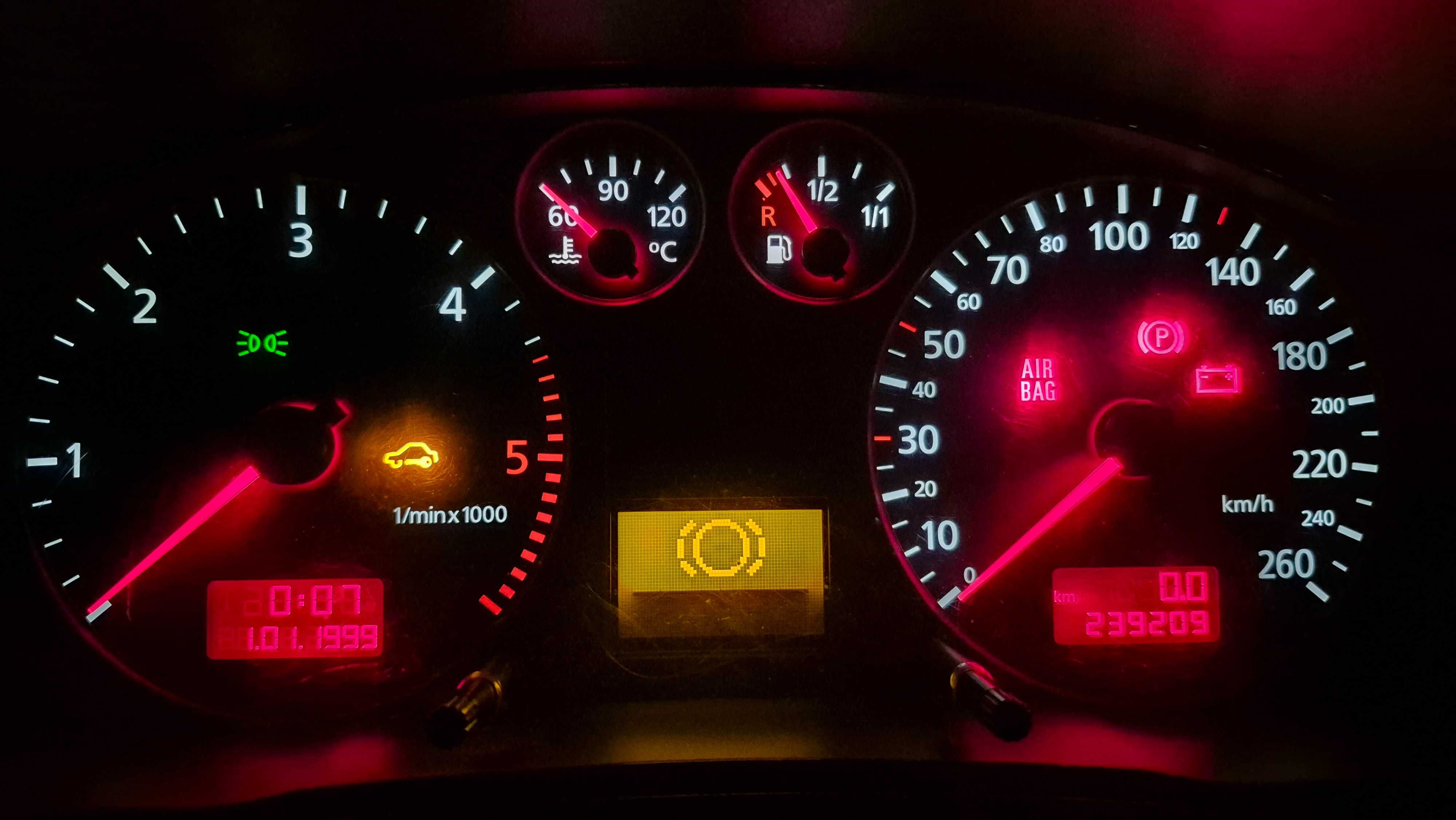 AUDI A4 B5 (8D)-QUADRANTE ORIGINAL AUDI A4 B5 1.9 TDI 8D0.920.900H VDO