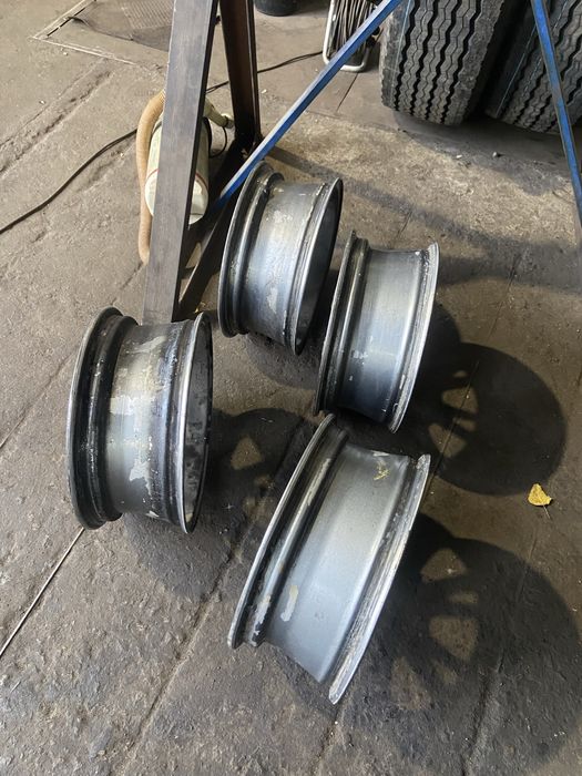 Продам родные диски r16 меган 2