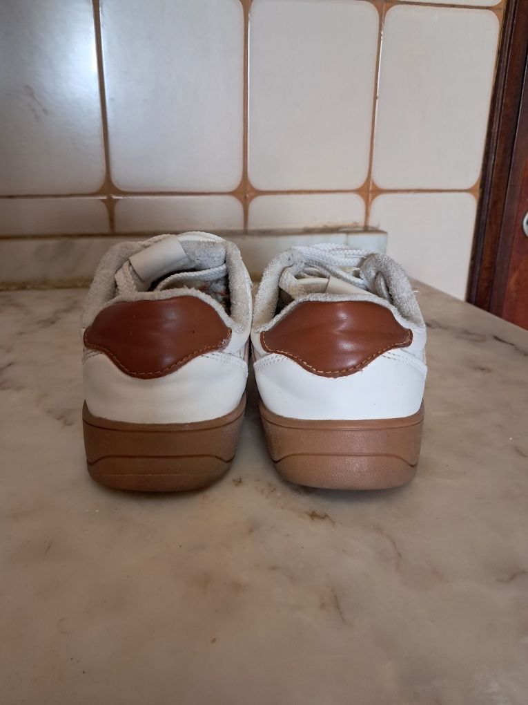 Tenis senhora branco