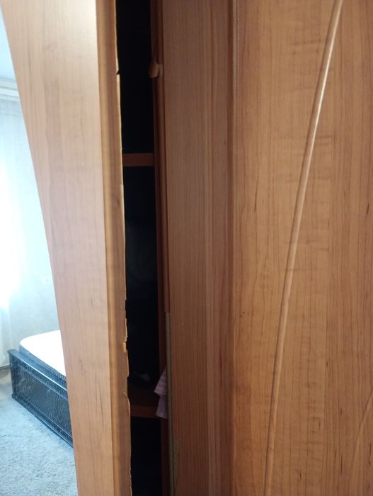 Шкаф  шир140 ,висота 2 м.