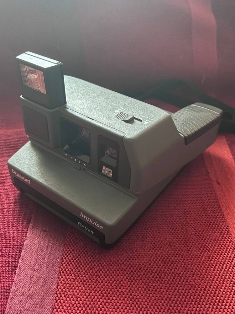 Polaroid impulse