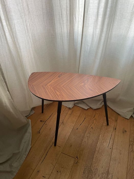 Stolik liść IKEA lovbacken