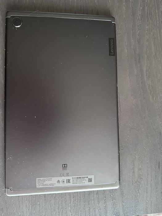 Планшет Lenovo TB-x606x