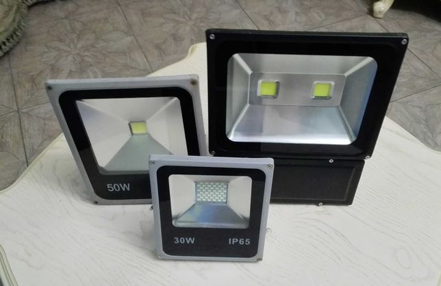 Светодиодные прожекторы 100w, 50w и 30w