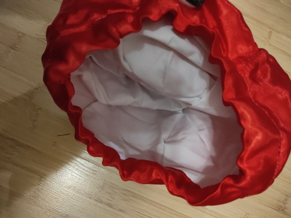 Шапка помідорчика