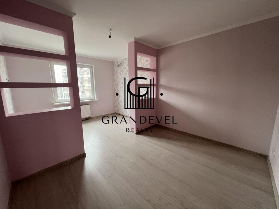 Продаж 3к квартири по вул. С.Данченка 1, Виноградар, Київ