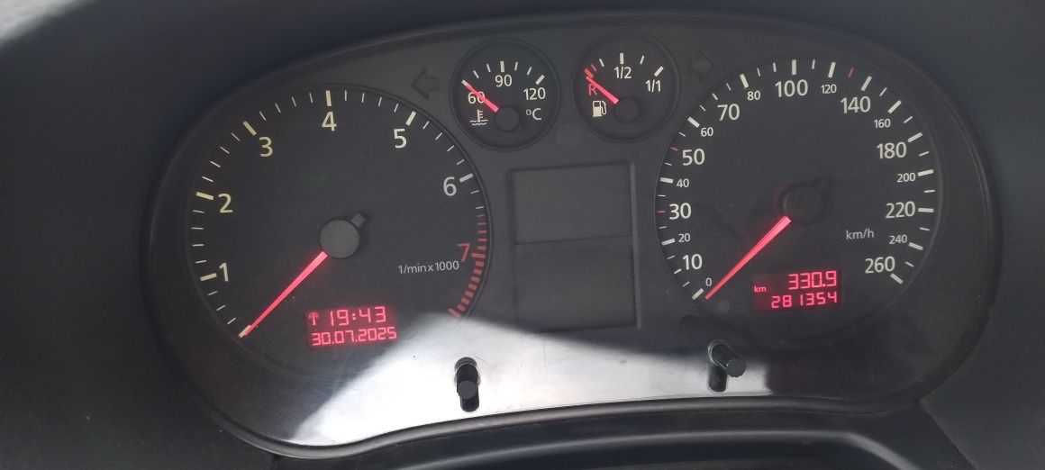 AUDI A3 1.6 LPG w pełni sprawny 5 drzwi