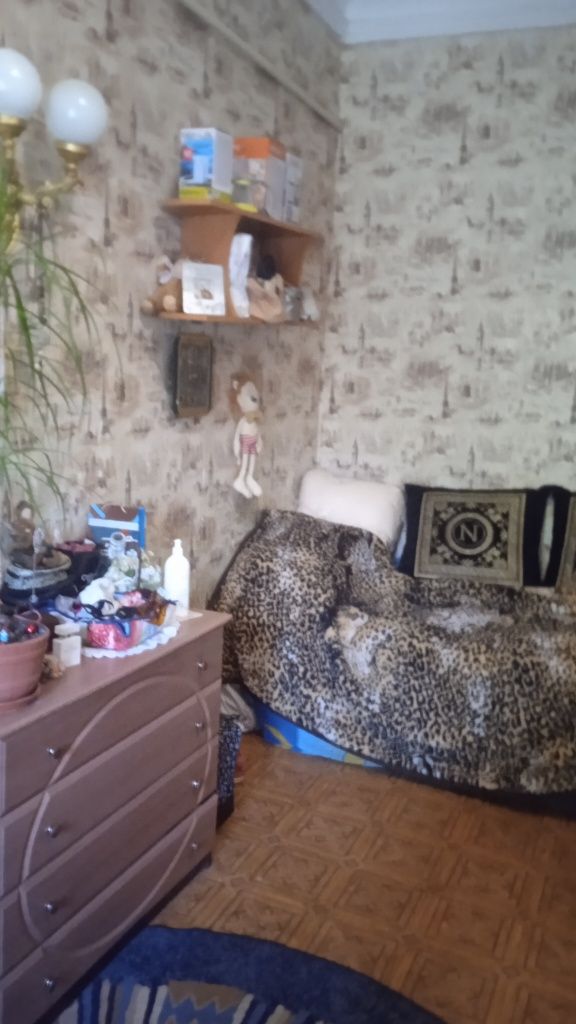 Продам срочно 3 комнатную квартиру р-н.привоза.Центр.
