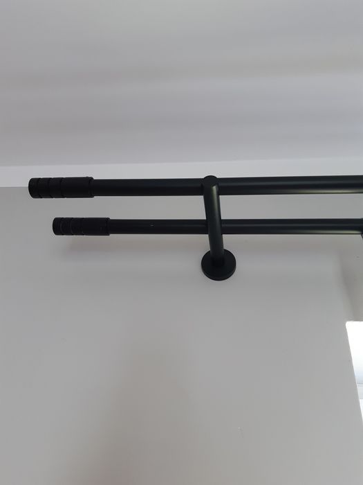 Pojedyńczy karnisz z zakończeniem ok 170cm, 280cm, podwójny ok 290cm