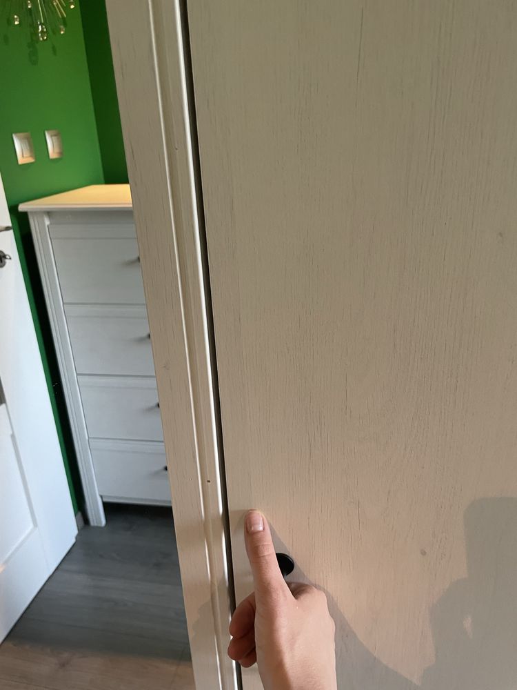 Szafa trzydrzwiowa z lustrem Ikea Brusali stan bardzo dobry