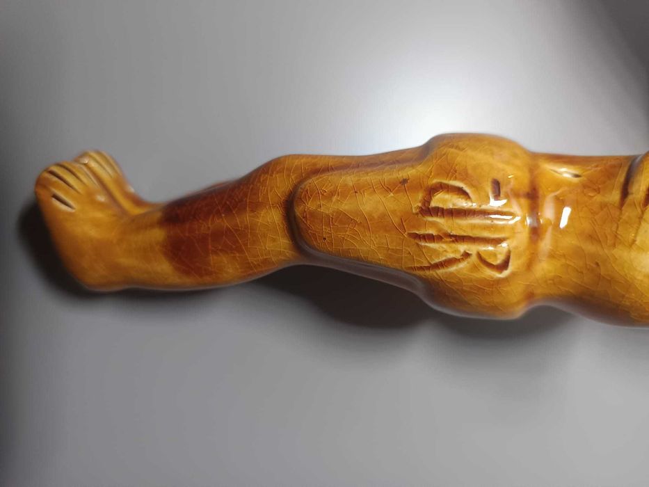 Crucifixo 25cm Júlia Ramalho