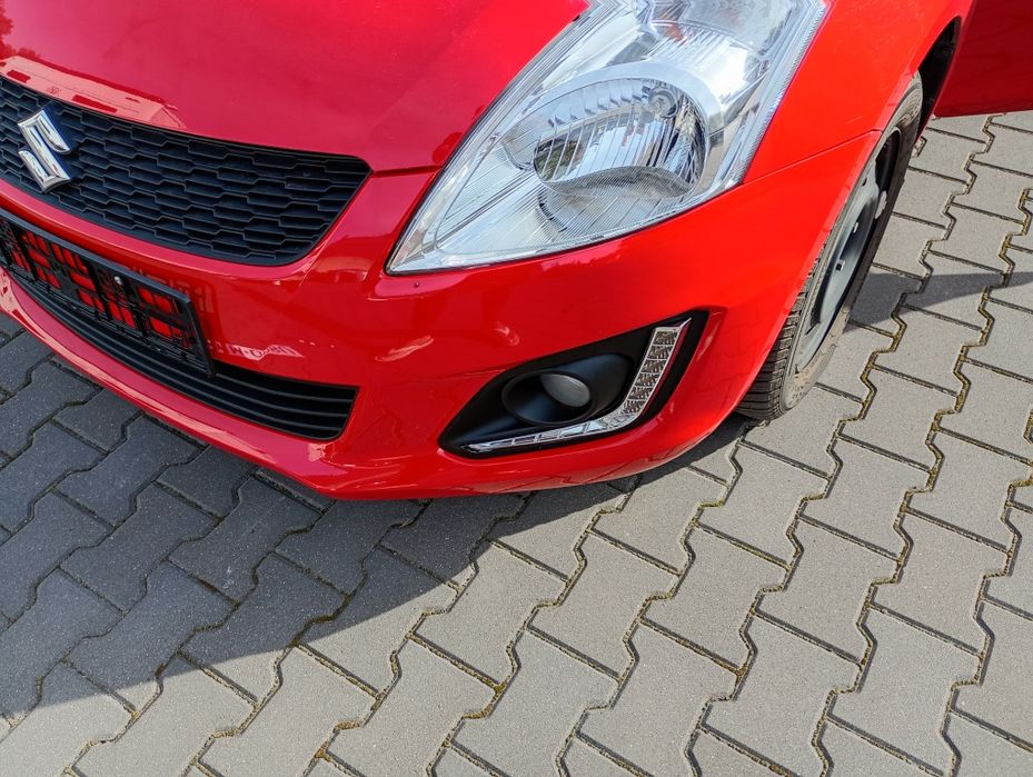 Suzuki Swift MK7 zderzak przedni ledy kompletny zcf