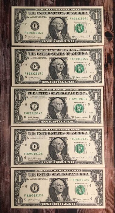 1 dolar - 5 szt. kolejne numery seryjne - UNC - #1