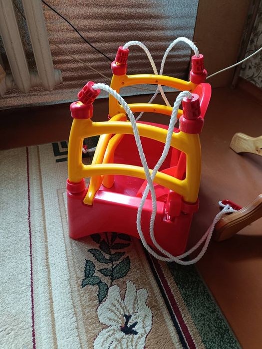 Продам гойдалку для дитини