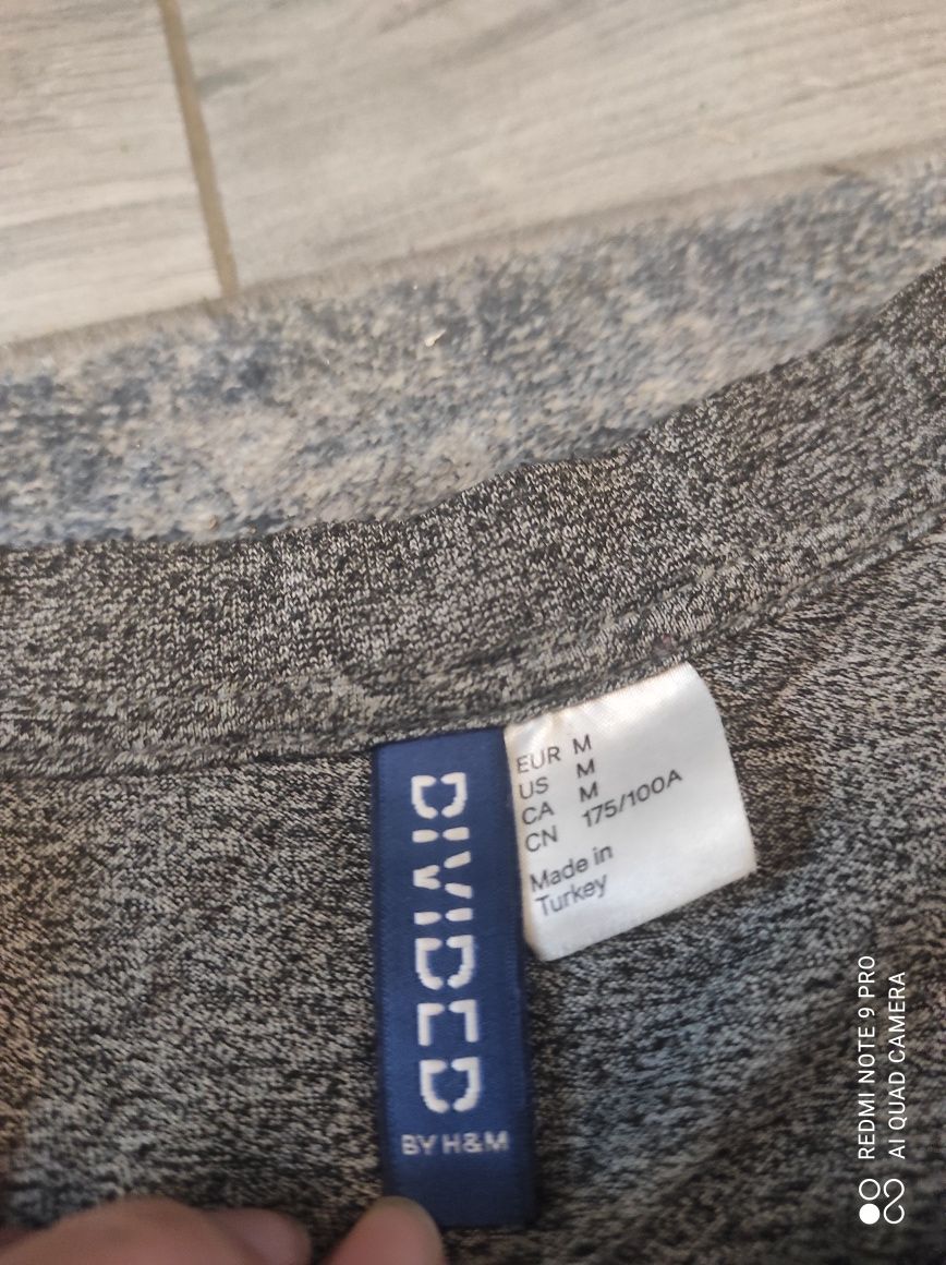 T-shirt męski H&M.