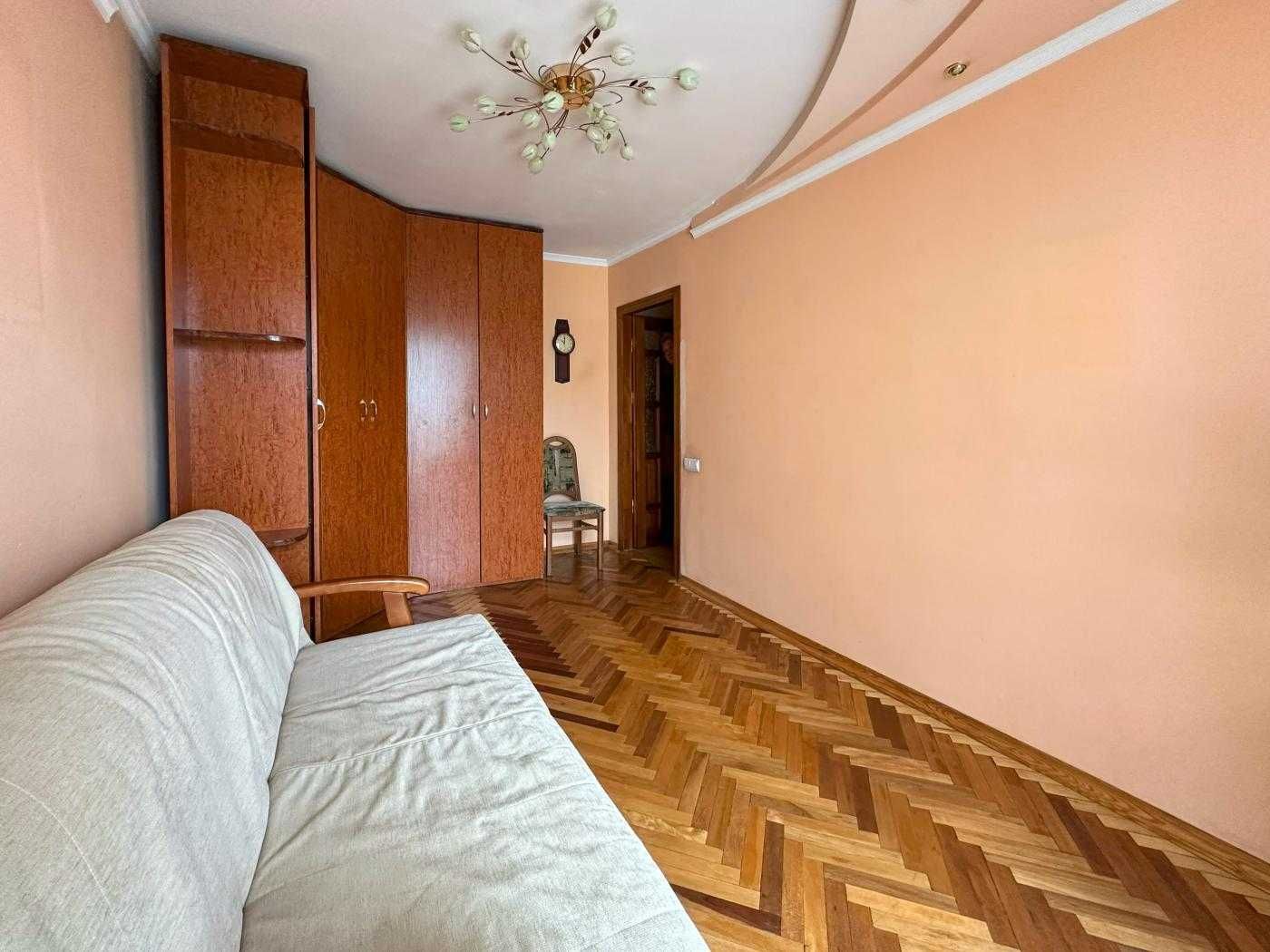 3-кімнатна квартира з ремонтом у Львові, вул. Панча, 67 м²