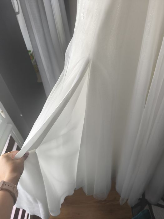 Brokatowa Suknia ślubna na ramiączkach z rozcięciem S Kelly Ivory