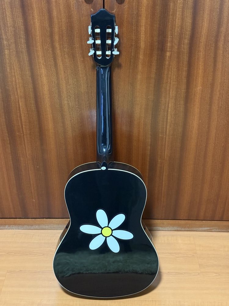 Violão Preto em bom