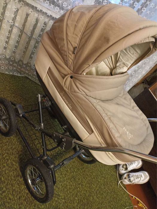 Продам коляску дитячу бу в хорошому стані
