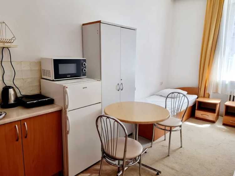 Шикарный Киевский Хостел Метро Арсенальная Печерск Хозяин Дешево-1-555.biz.ua