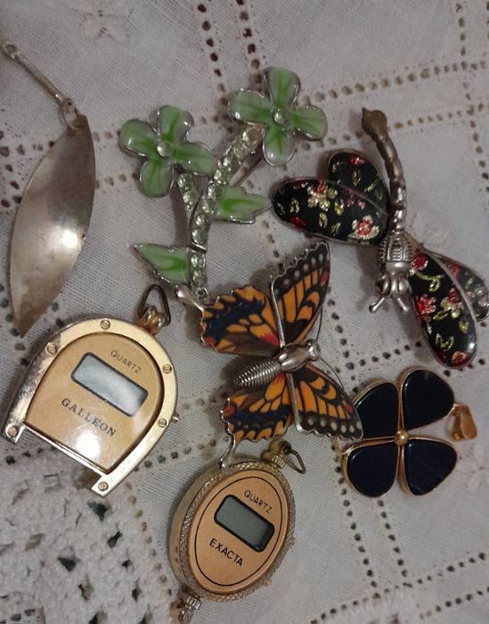 Colares e pulseiras