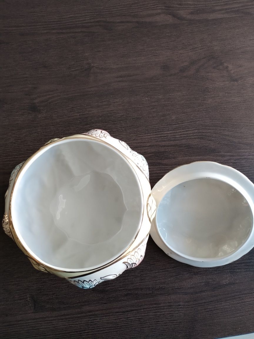 Boleira em porcelana "RB Alcobaça"