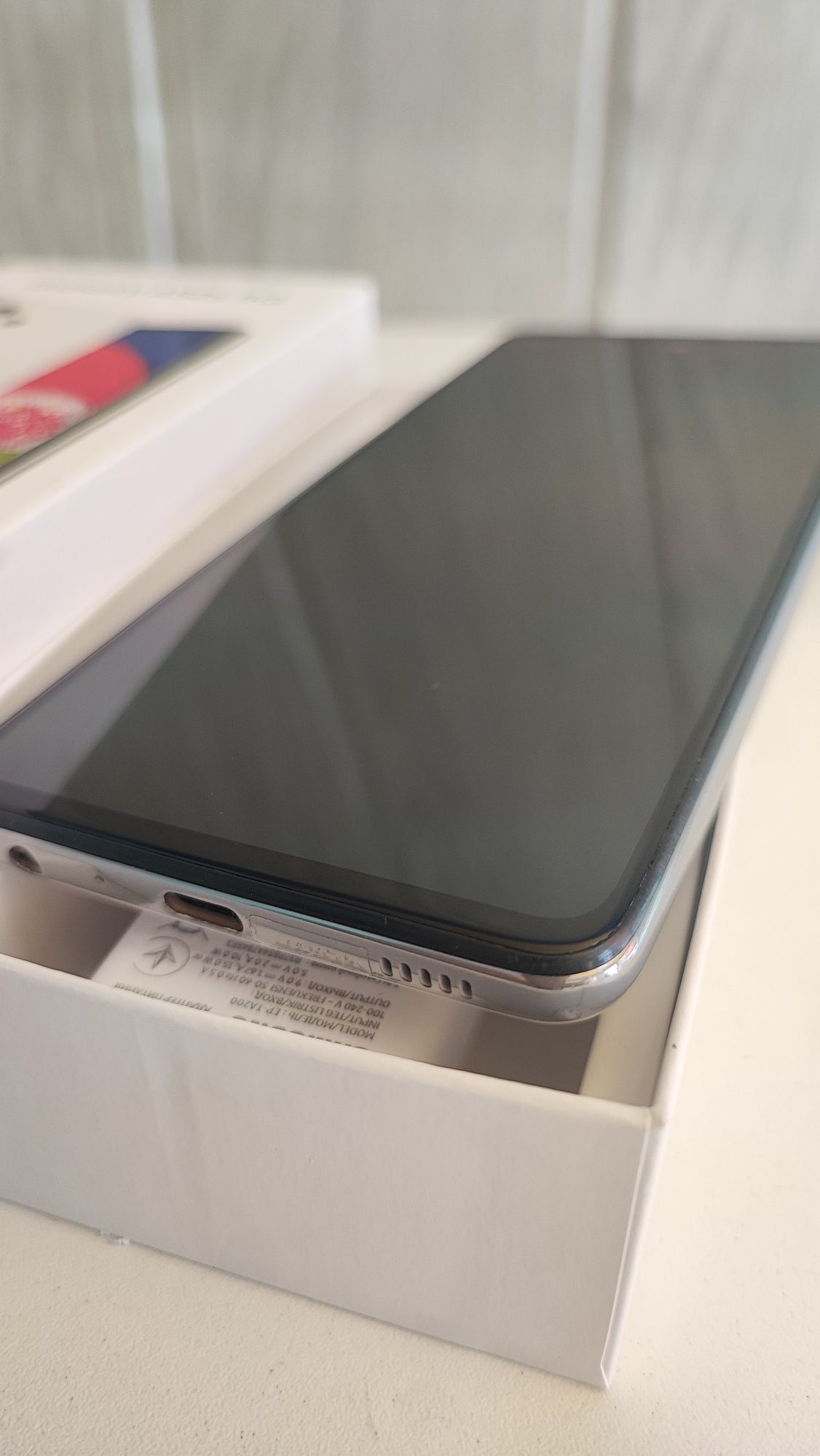 Stan Nowy Samsung Galaxy A52s 5G, komplet jak z salonu.