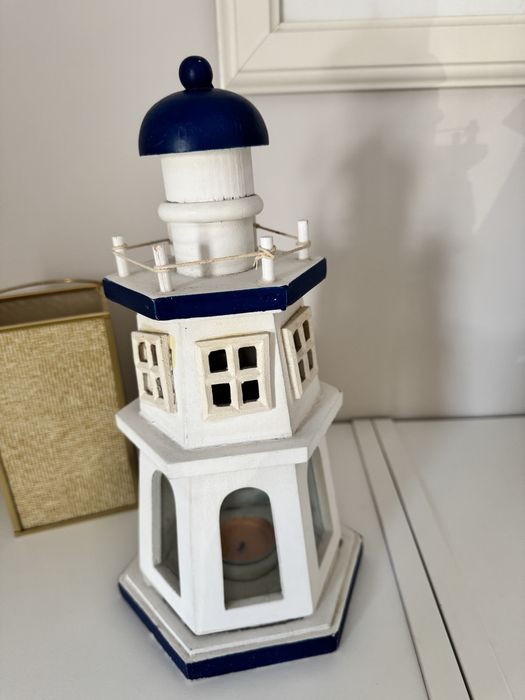 Recznie robiona latarnia świecznik