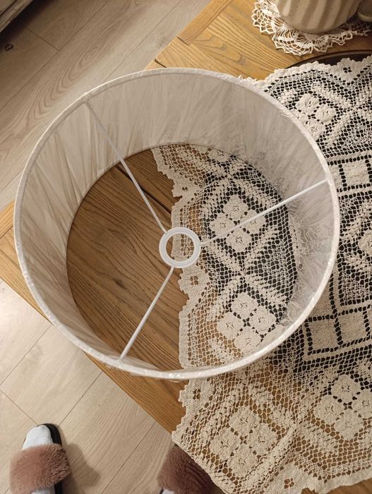 Abażur do lampy Loberon- nowy