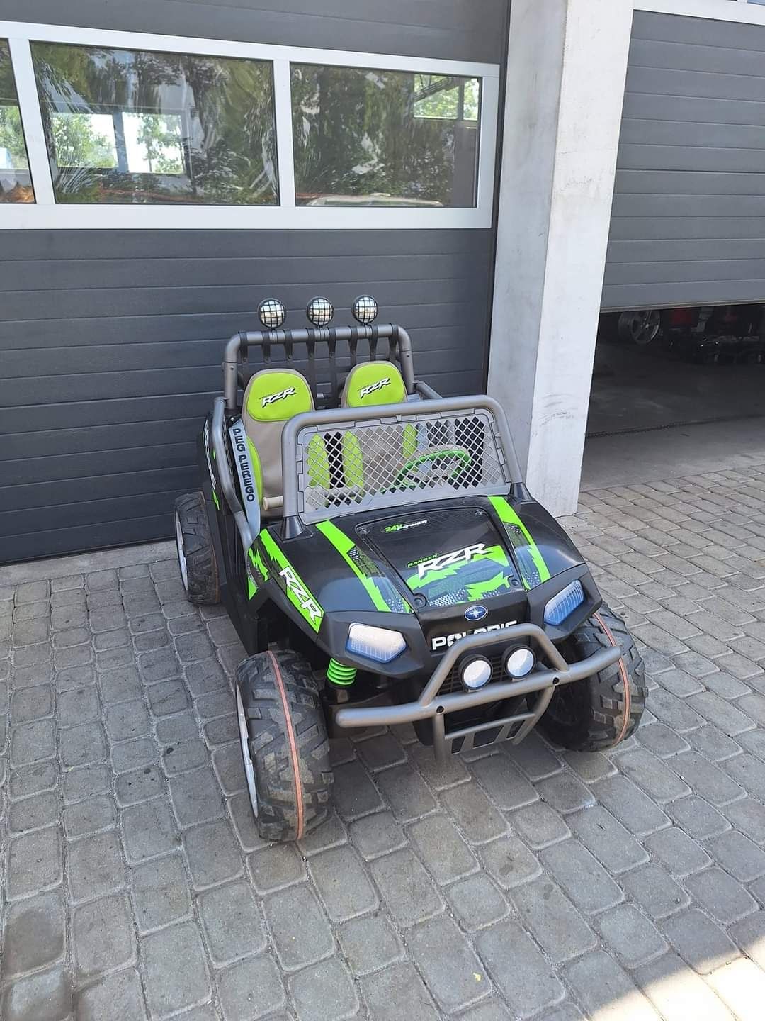 Polaris RZR Peg Perego