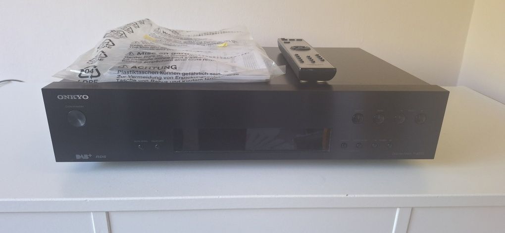 Tuner radiowy Onkyo T-4030 i strukcja pilot