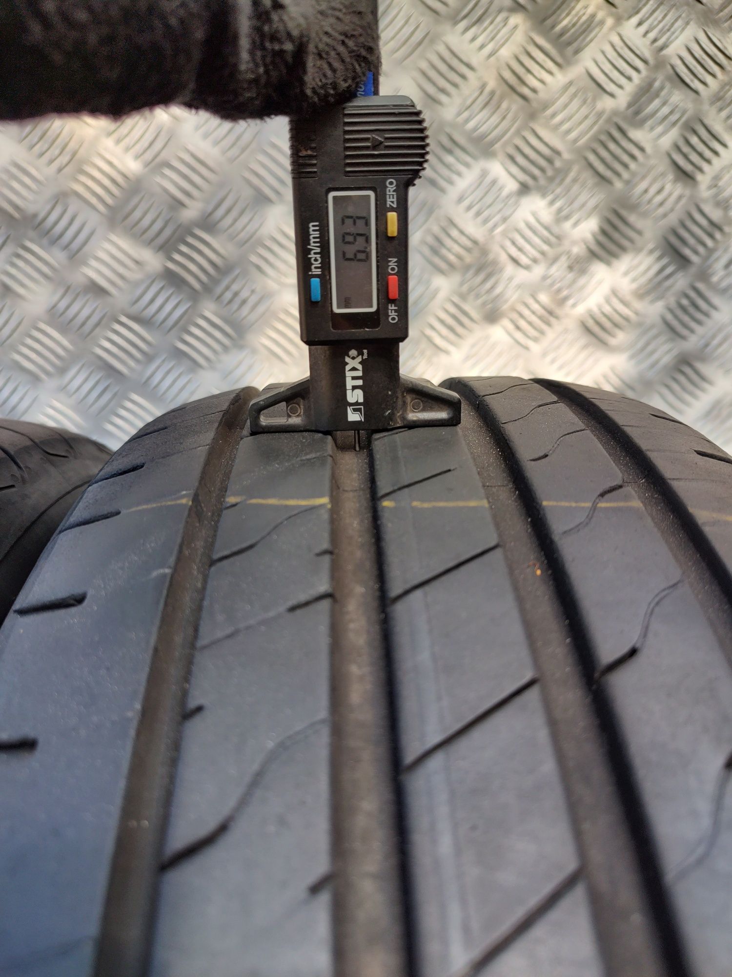 215/55/17 Goodyear Efficient Grip Performance 2 2024r