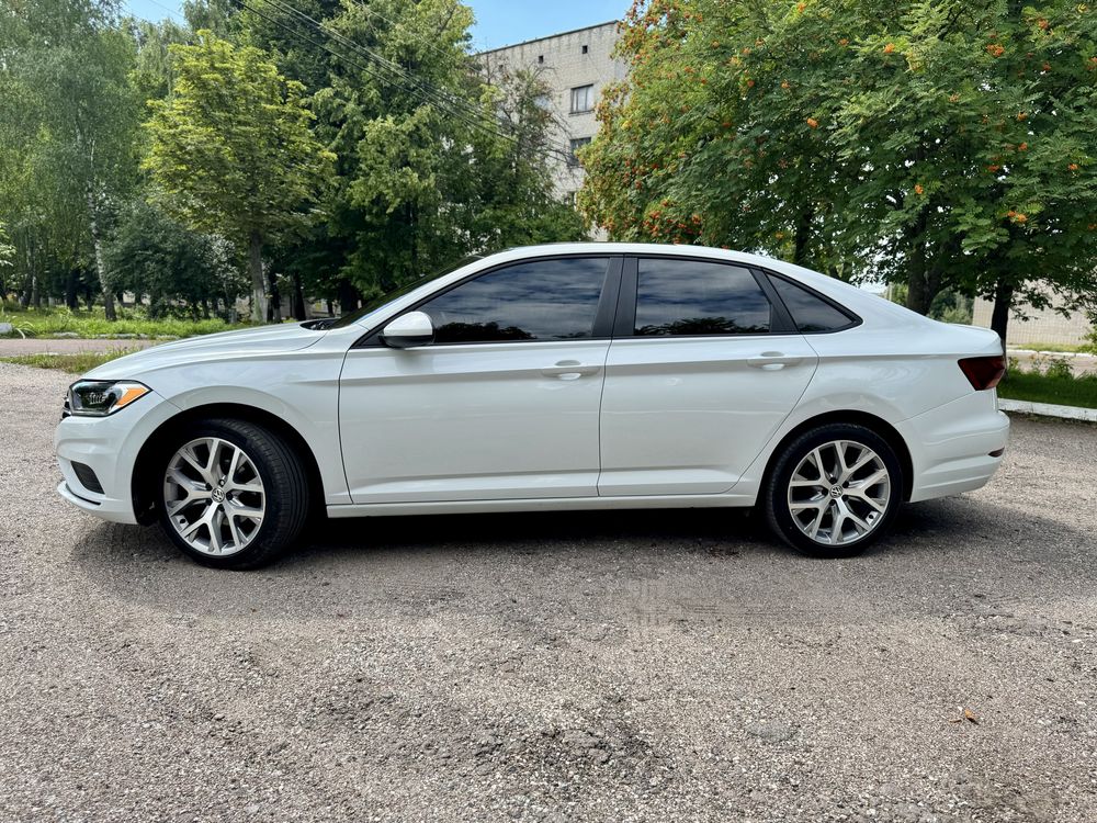 Продам Volkswagen Jetta MK7